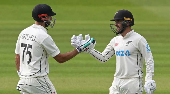 নিউজিল্যান্ডকে চালকের আসনে বসালেন মিচেল-ব্লান্ডেল